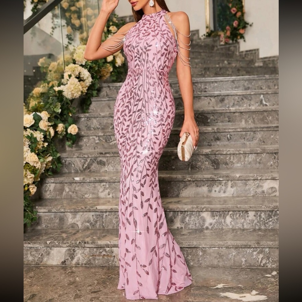 Luxe  halter neck prom party sequins dress - Picture 7 of 8